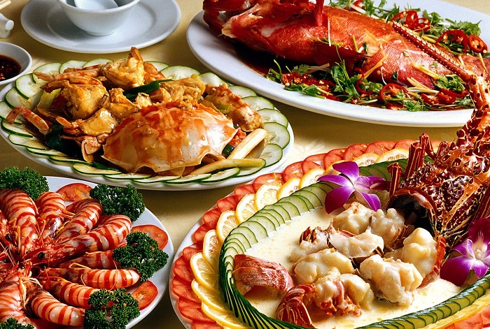 Hải Cảng có thực đơn đa dạng với rất nhiều món ăn cung đình Hải Cảng có thực đơn đa dạng với rất nhiều món ăn cung đình