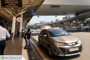 Dịch vụ thuê xe 7 chỗ đi sân bay Nội Bài chất lượng, uy tín