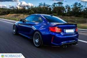 Xe đưa đón khách tại sân bay